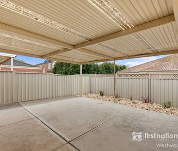 Bright, Modern & Convenient - Photo 3