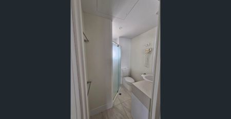 Live the Beachside Lifestyle! - Photo 5