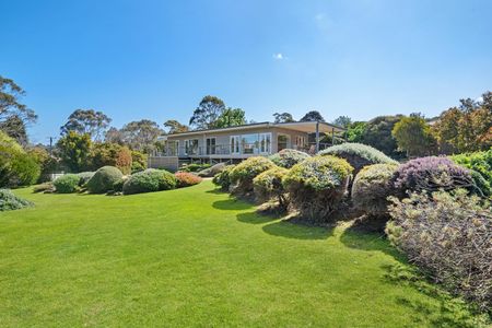 Coastal Luxury Meets Tranquil Living in Sought-After Shoreham - Photo 3