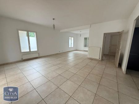 Maison à louer 5 pièces 233.97m² - Photo 2