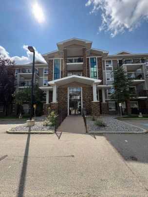Park Place Terwillegar Terrace — 1322 - Photo 1