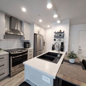 CESSION DE BAIL – 3½ MODERNE - Photo 2