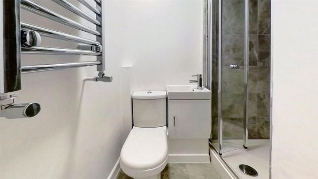 5 bedroom house to rent - Photo 1