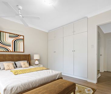 Bright & Spacious 4-Bedroom! - Photo 2