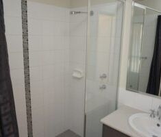 1x1x1 low maintenance unit! - Photo 5