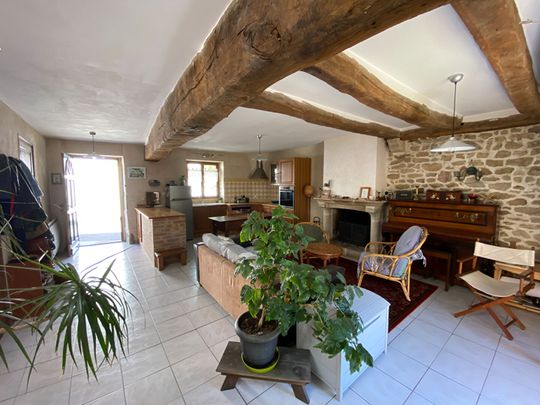 Location Maison 4 pièces 76m² - Photo 1