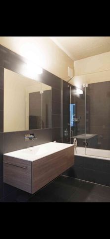 1.5 Zimmer, 96 m², 2. Stock - Photo 2
