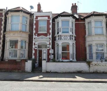 Festing Grove, Southsea, PO4 - Photo 4