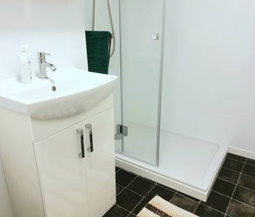 Room in a Shared Flat, London, SE17 - Photo 6