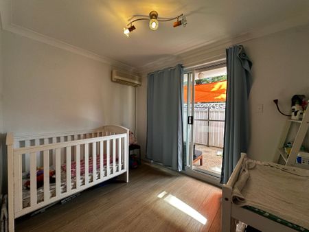Bright and Spacious Unit in a Convenient Location - Photo 5