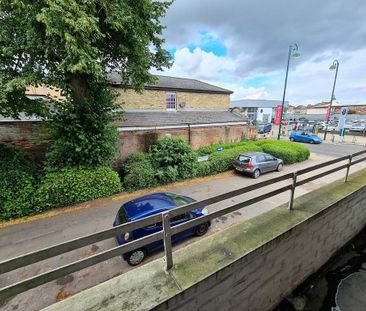 1 bedroom flat to rent - Photo 6