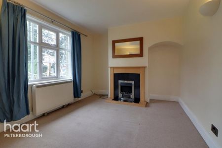 3 bedroom semi-detached house to rent - Photo 2