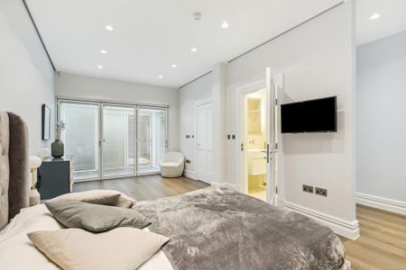 5 bedroom mews to rent - Photo 5