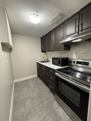 For Lease - 420 Hansen Road Unit# 01, Brampton, Ontario - Photo 2