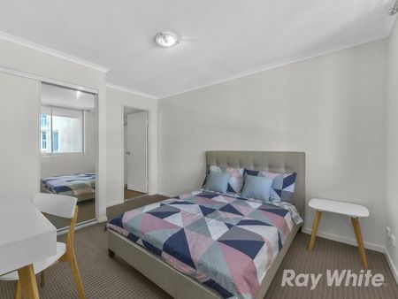 Efficient Unit ready for rent! (Entry via 7 Hope Street) - Photo 5