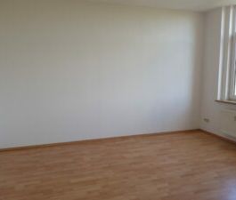 Bismarckstr. 4, Wohnung 6 ~~~ Balkon, Badezimmer mit Wanne und Dusc... - Photo 6