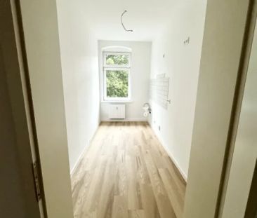 3-Raum Wohnung, im 3.OG in zentrumsnaher Lage von Erfurt zu vermieten! - Photo 1