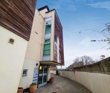 Charleville Mews, Isleworth, TW7 - Photo 2