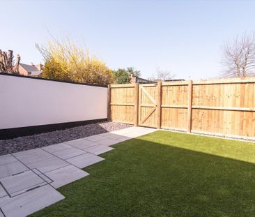 1 bedroom in a house share to rent - Photo 5