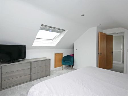 29 Mill Road West, Carryduff, Belfast, BT8 8HH - Photo 5