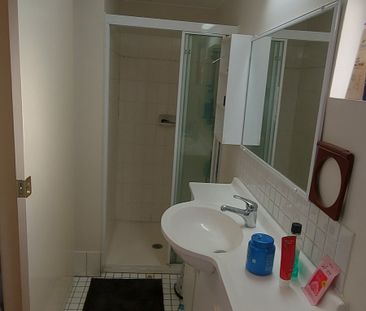 Indooroopilly - Photo 2