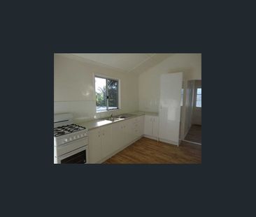 Convenient & Low-Maintenance Living in East Mackay - Photo 3