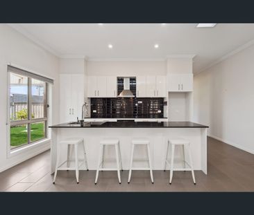 5/14A Nelson Street, California Gully, Vic 3556 - Photo 5