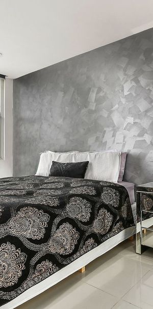 Modern two bedroom unit in prime location! - Photo 1