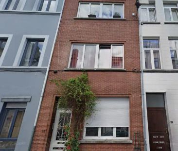 Gerenoveerd appartement met 1 slaapkamer in centrum Brussel - Photo 4