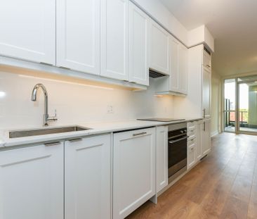 For Lease - 30 Elm Drive Unit# 206, Mississauga, Ontario - Photo 3