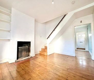 Hounslow Road, Hanworth, Middlesex, TW13 6QH - Photo 3