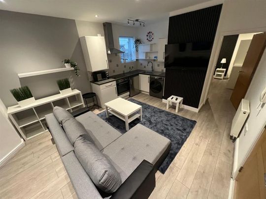 1 bedroom flat to rent - Photo 1
