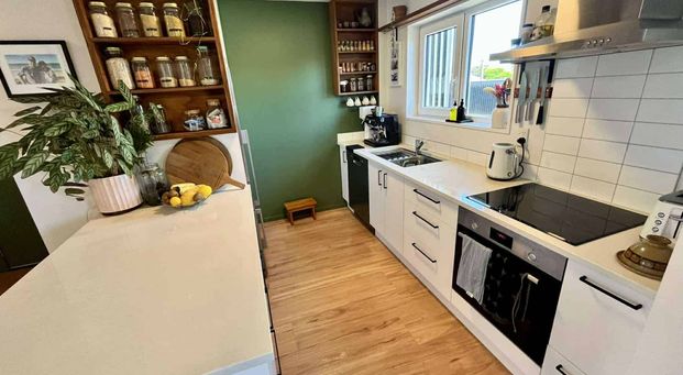 Two Bedroom Apartment - Photo 1