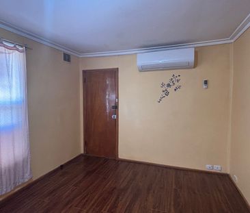 2 Bedroom unit in ideal location - Photo 3