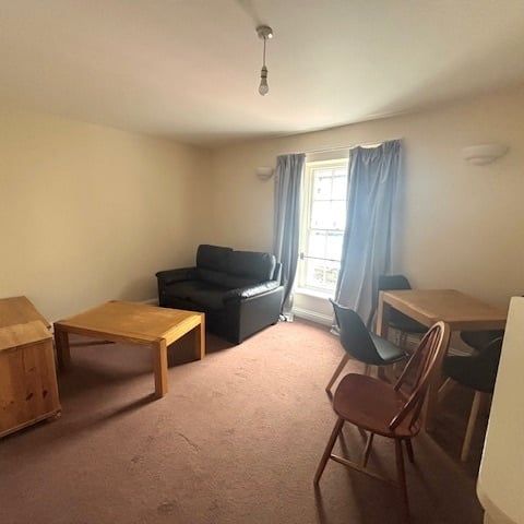 Marchant Court - Photo 1