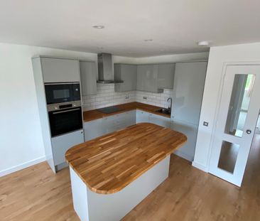 1 Bed Flat, Whiteadder Way, E14 - Photo 5