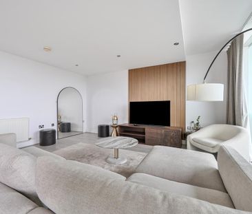 2 bedroom penthouse to rent - Photo 3