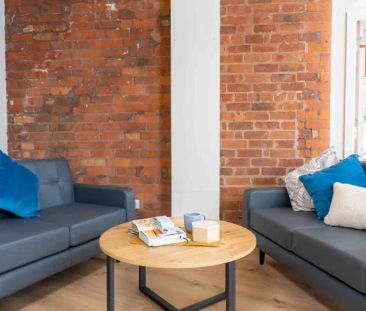 Bronze 3 Bed Duplex - Photo 2