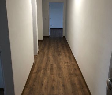 Moderne 3-Zimmer-Wohung mit Balkon zu vermieten - Foto 2