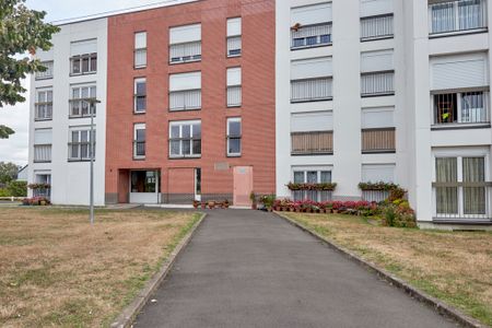 Appartement LA FLECHE T2 - Photo 5