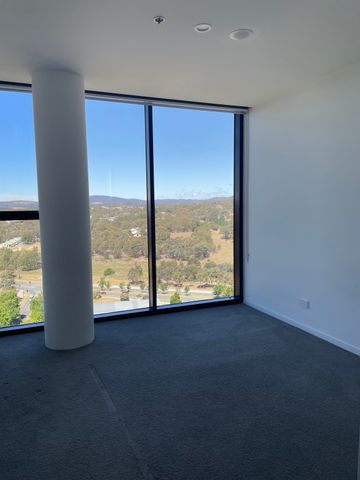 Belconnen - Photo 3