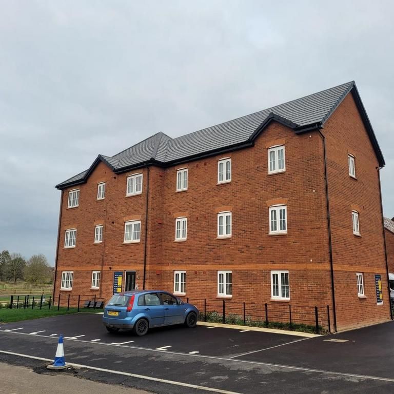 2 bedroom apartment to rent - Photo 1