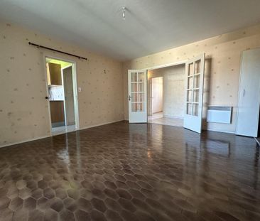 Location Appartement 4 pièces 75m² CHAMBERY 73000 - Photo 1