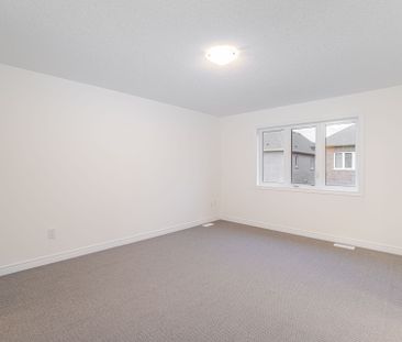 For Lease - 10 Gosset Road, Brampton, Ontario - Photo 4