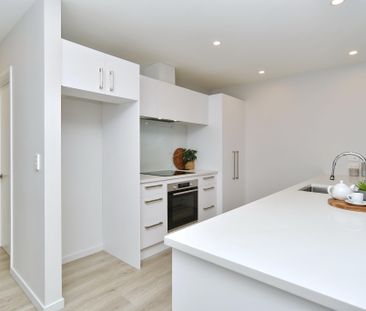 Modern and Convenient! - Photo 2