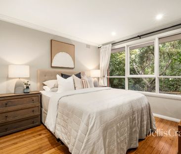 Private Family Retreat with Space, Style & Alfresco Living - Photo 6