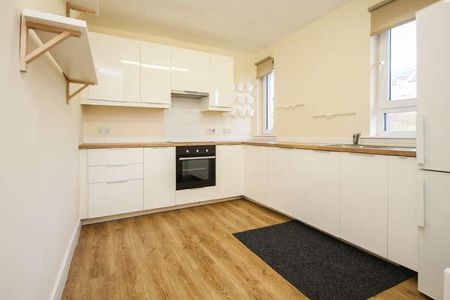 Stuart Terrace, Bathgate, West Lothian, EH48 - Photo 2