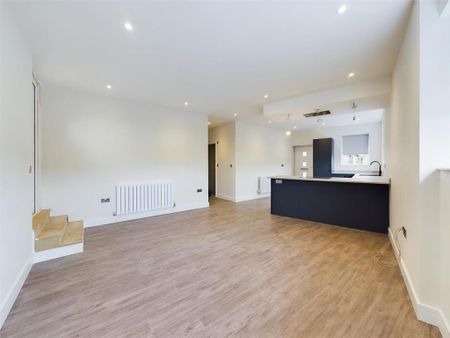 2 bedroom apartment to rent - Photo 3