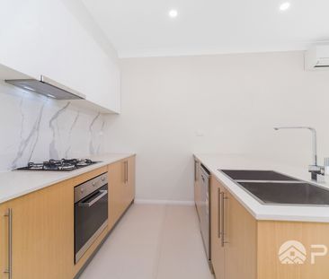 Four bedroom house for lease now! Ideal for families looking for a ... - Photo 2