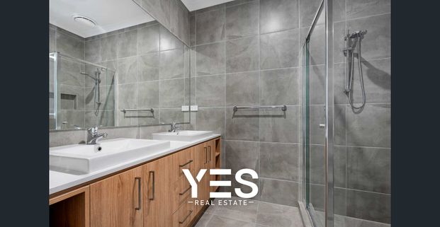 Modern Family Comfort Awaits! - Photo 1